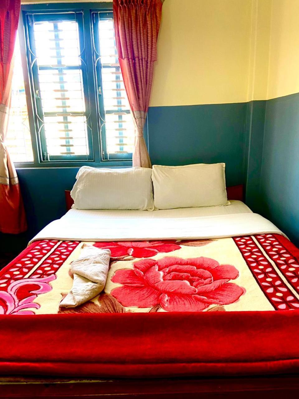 Hotel Piya Pvt Ltd Pokhara Eksteriør billede